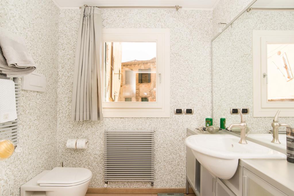 Ghetto Modern Apt For 4, Venice Apartment Ngoại thất bức ảnh